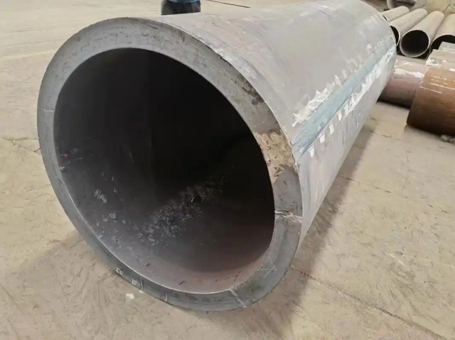 金湾30CrMo大口径无缝钢管